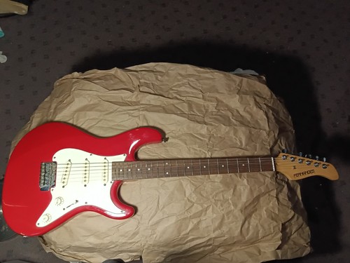 Fernandez stratocaster flame - fernandez,